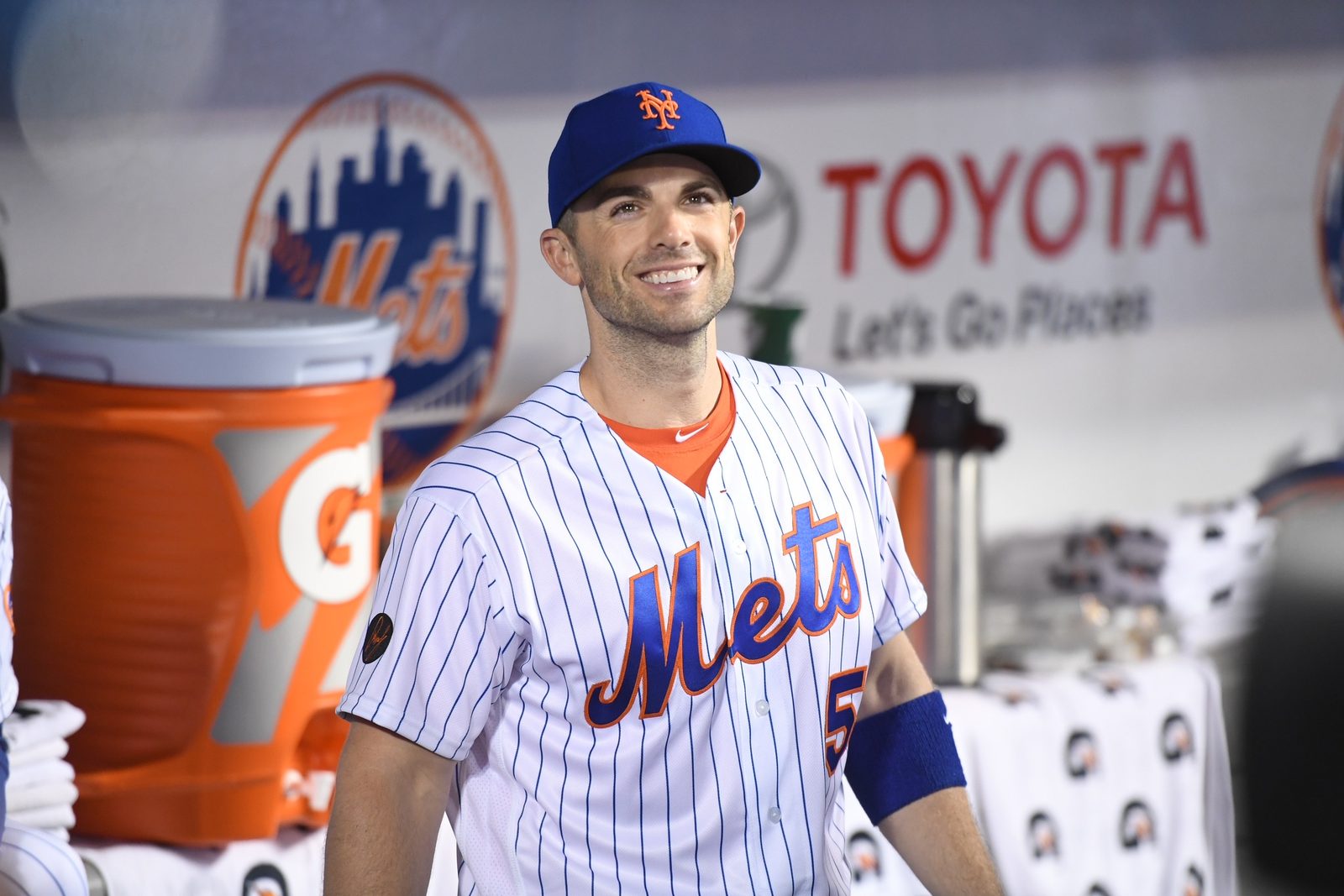 David Wright smiles in the Mets dugout